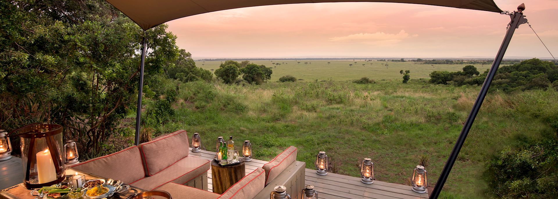 Sundowners at Bateleur Camp