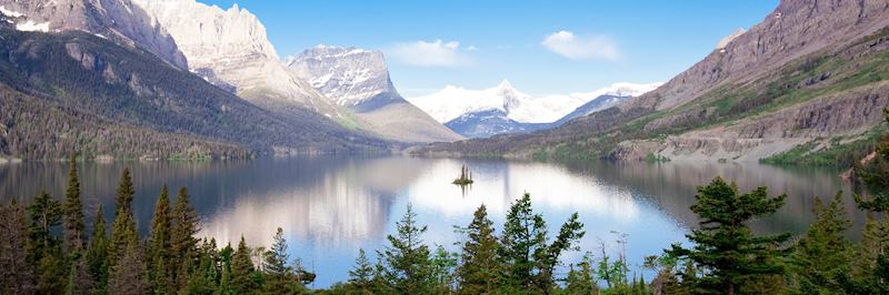 The sapphire waters of St Marys Lake