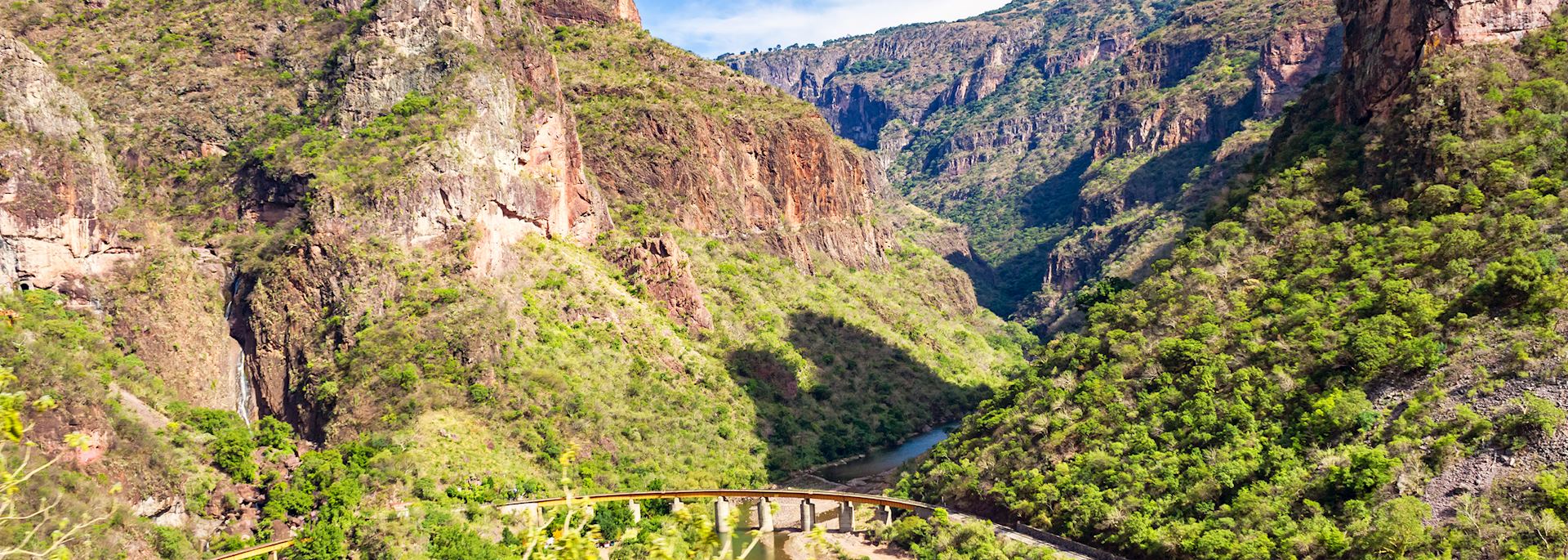 Railway through Copper Canyon