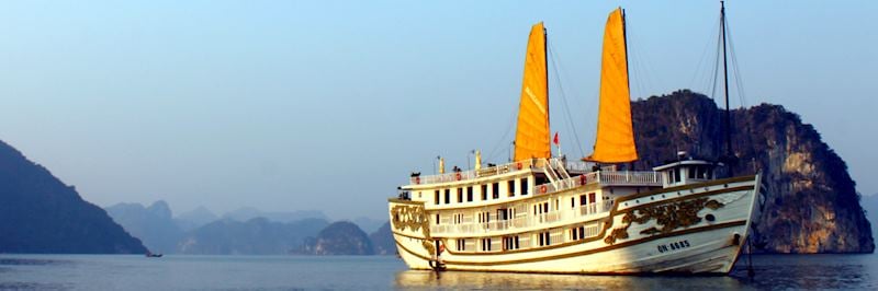 Indochina Sails junk in Halong Bay